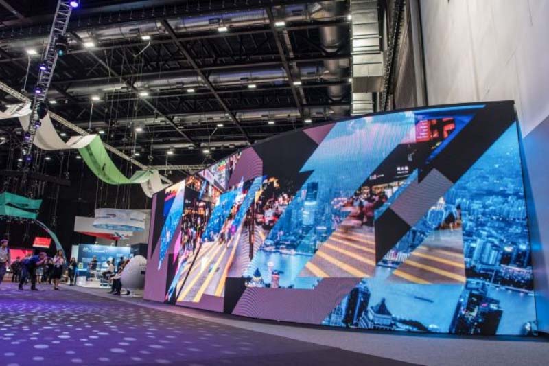 Trade show LED display solution